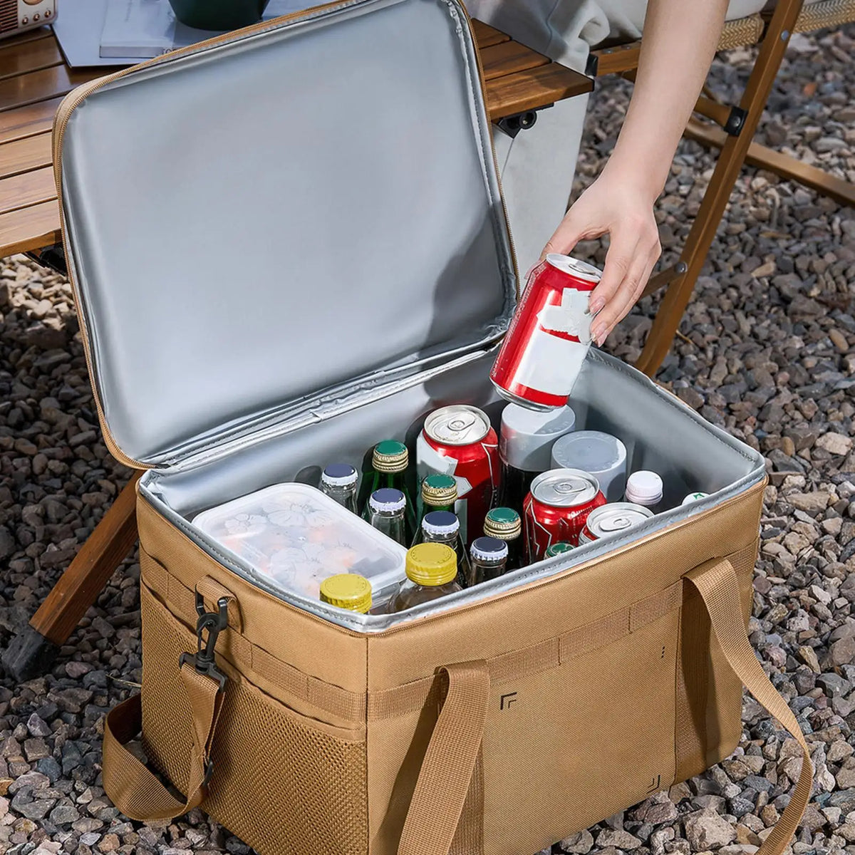 Caja organizadora de camping plegable color arena, vista principal
