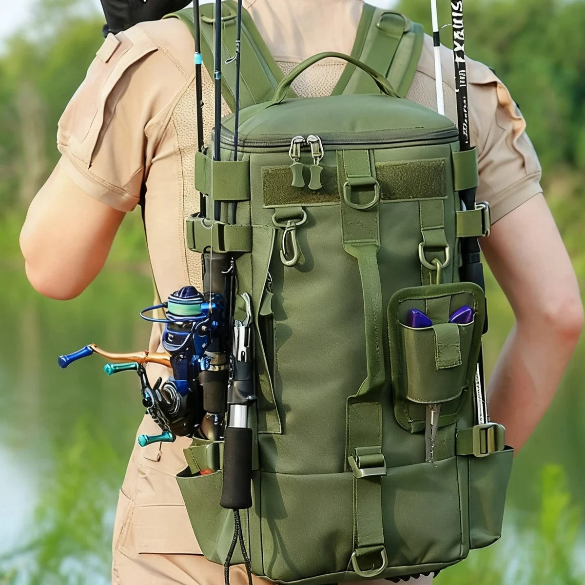 Mochila de pesca con portacañas y cajas de aparejos